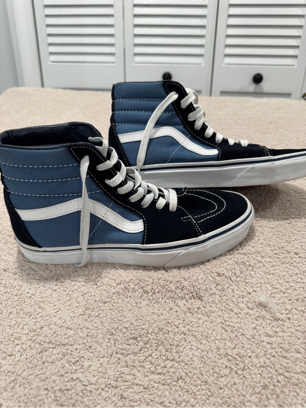 Vans Sk8‑Hi Blue & Black High Top Sneakers Men’s 7 / Women’s 8.5